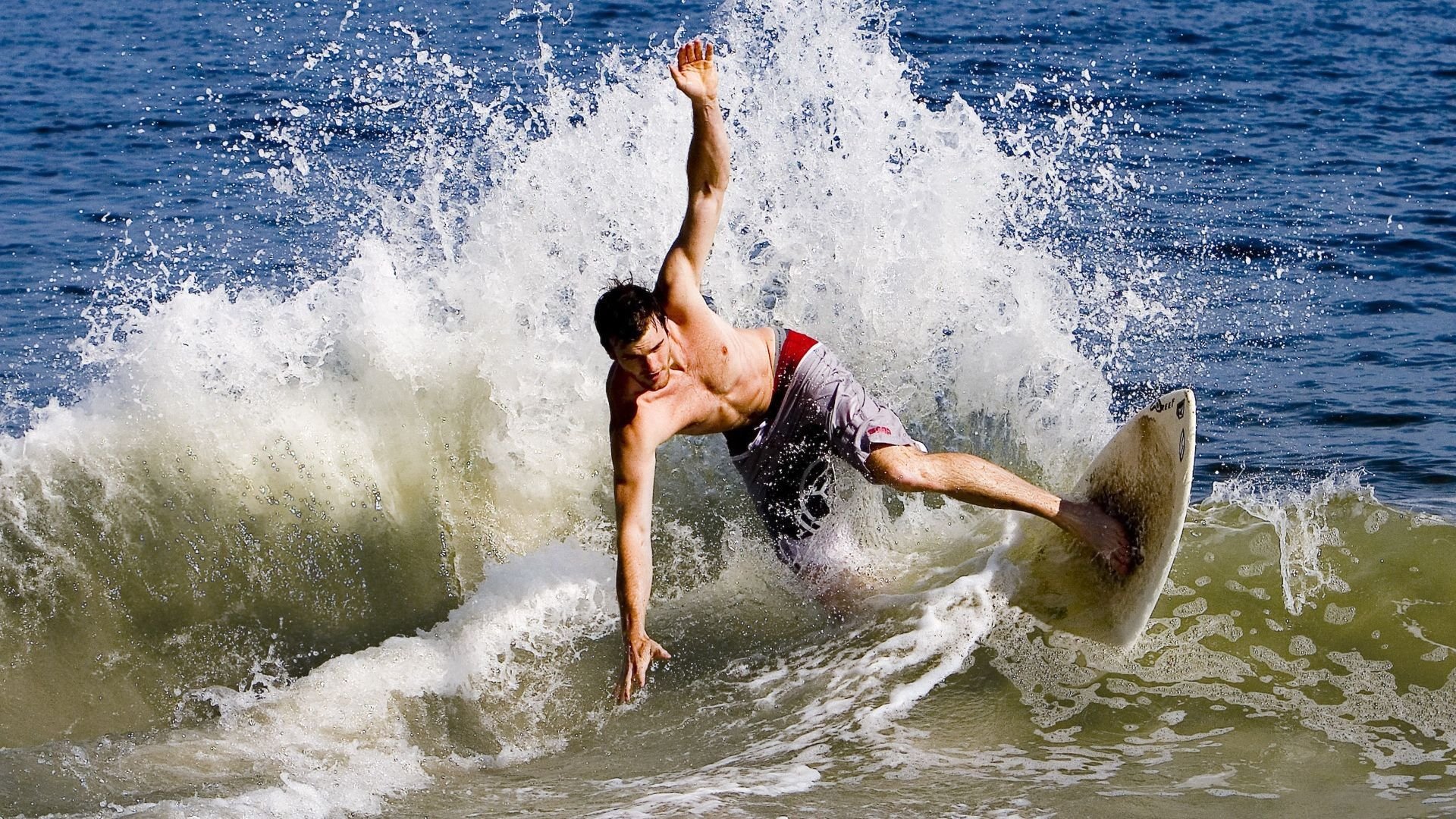 历史回顾：那些年我们追过的“最燃”季后赛瞬间，最精彩的季后赛