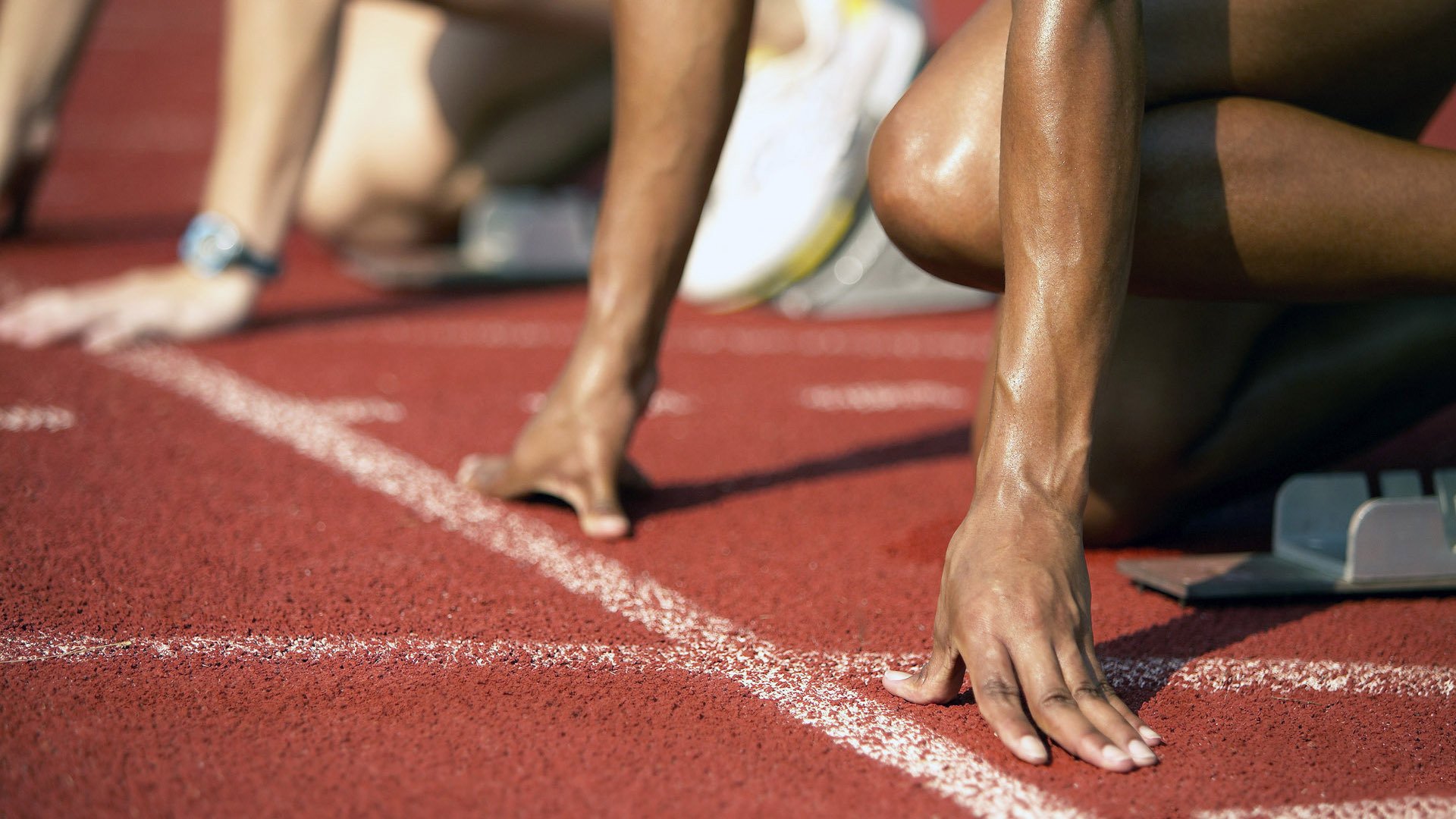 赛后采访:队长李明坦言“团队合作是取胜关键”!,李明足球个人资料